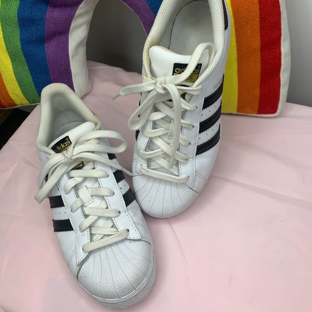 ADIDAS SUPERSTAR Black/white sz 7.5 wmns